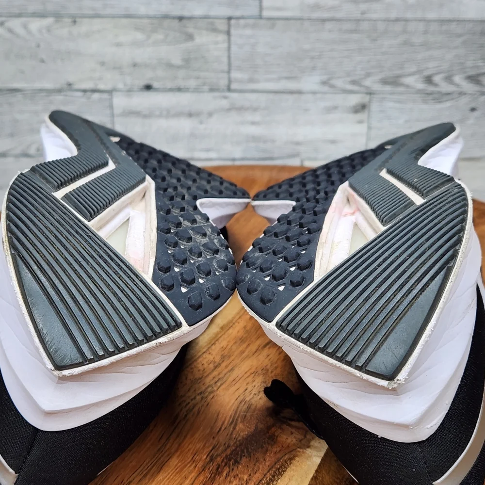 Nike Women's Size 8 Zoom Winflo 6 Shoes Black Running Sneakers BQ3192-003 - Picture 15 of 16